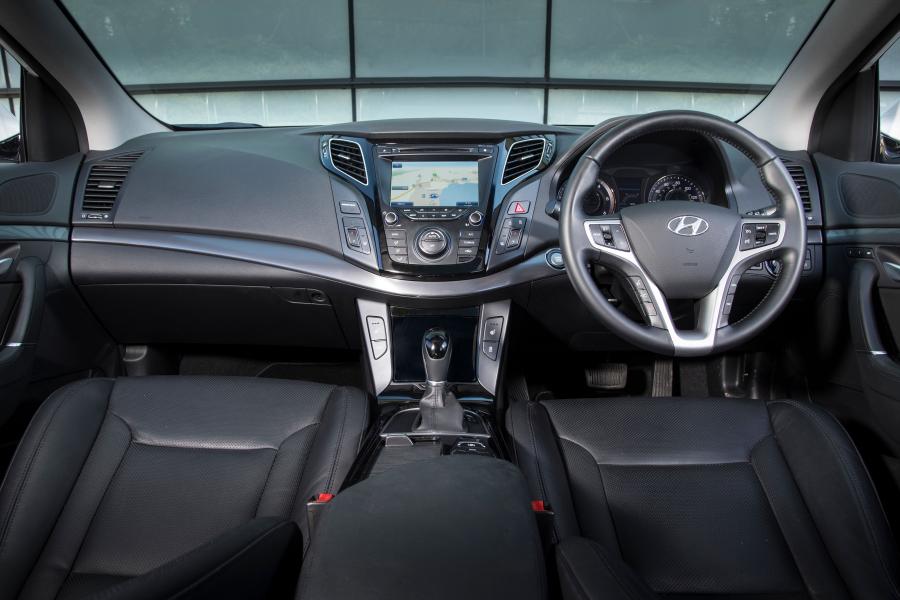  Hyundai i40 Tourer 2014 года  (UK) (фото 53 из 73)